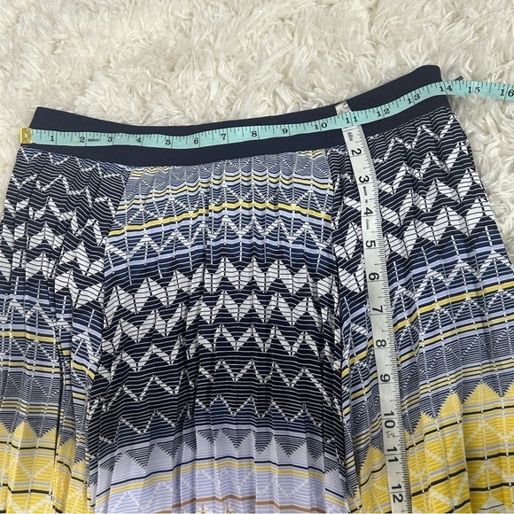Ted Baker London Denese Chevron Print Pleated Skirt - Picture 11 of 13